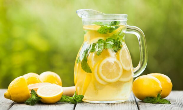 Kā mājās pagatavot limonādi? 3 litru limonādes recepte no 1 citrona