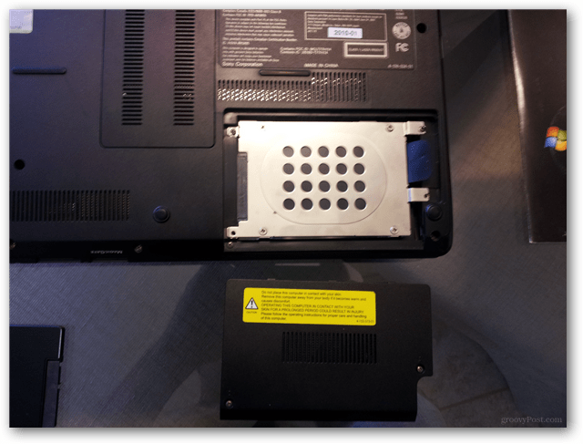 Kā klēpjdatorā instalēt cietvielu disku (SSD)