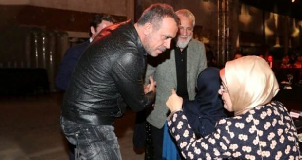 Jusufs mēģināja tērzēt ar islāmu! Pirmā lēdija Emine Erdogan ieradās viņas glābšanā ...