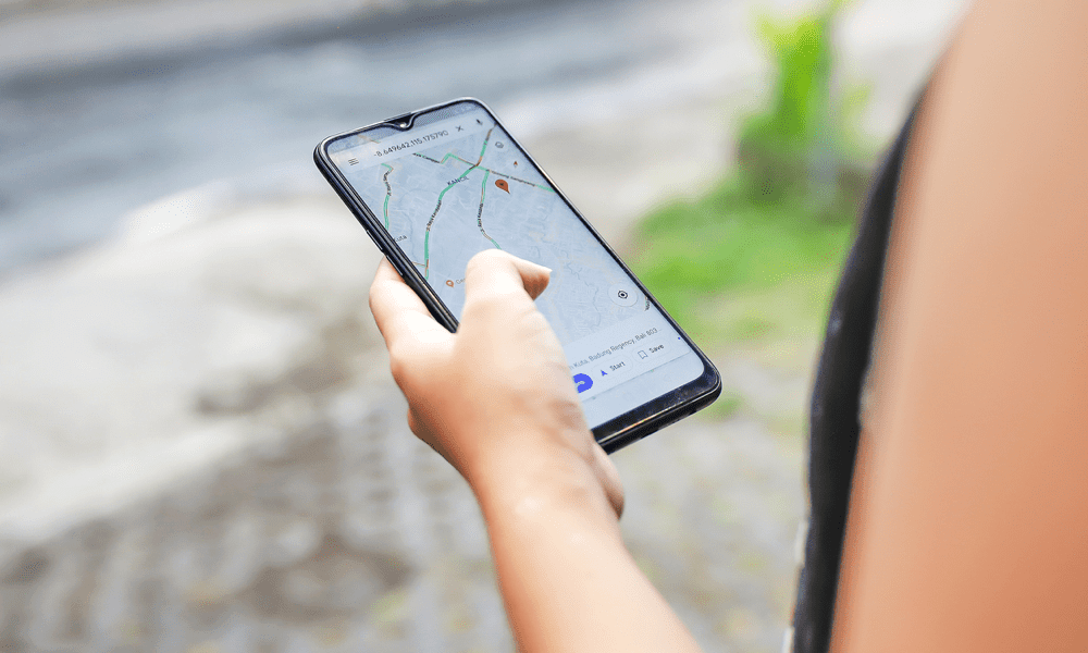 Kā iespējot vai atspējot tiešo satiksmi pakalpojumā Google Maps