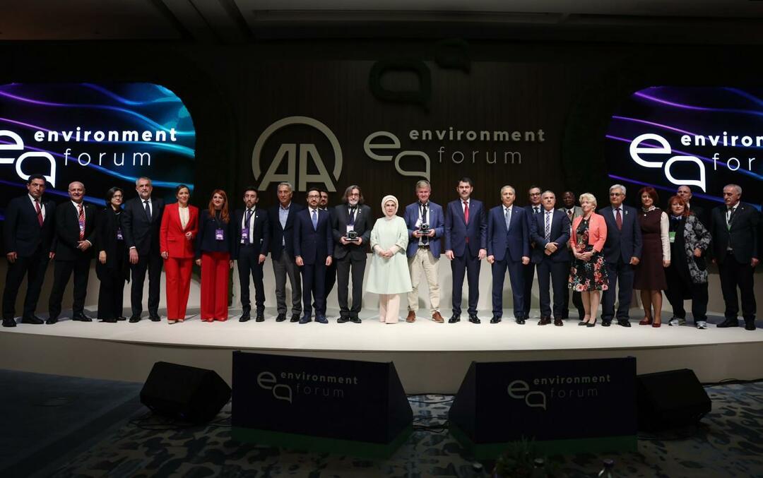 Emine Erdogan pateicās Anadolu aģentūrai Starptautiskajā vides forumā