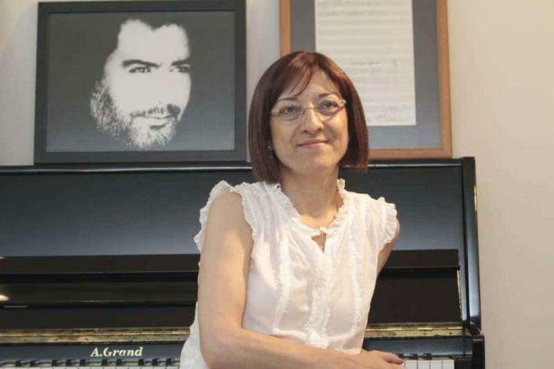 Ahmeta Kajas sieva Gültena Kaja