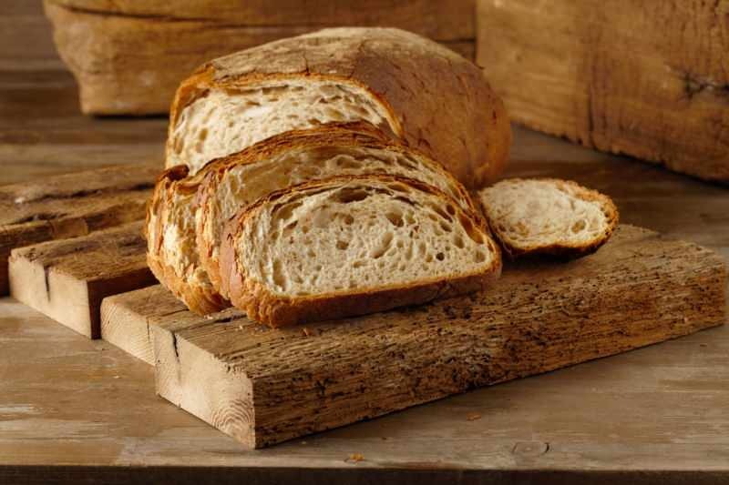 Kā pagatavot vieglāko maizi? Maizes recepte, kas ilgu laiku nelutināja.. Pagatavo maizi pilnā izmērā