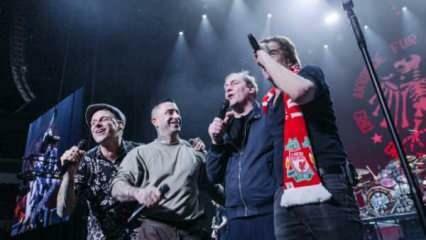 Vācu rokgrupa Toten Hosen spēlēja Turcijā Savākti vairāk nekā 1 miljons eiro!