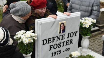 Defne Joy Foster 8. nāve gads tika pieminēts