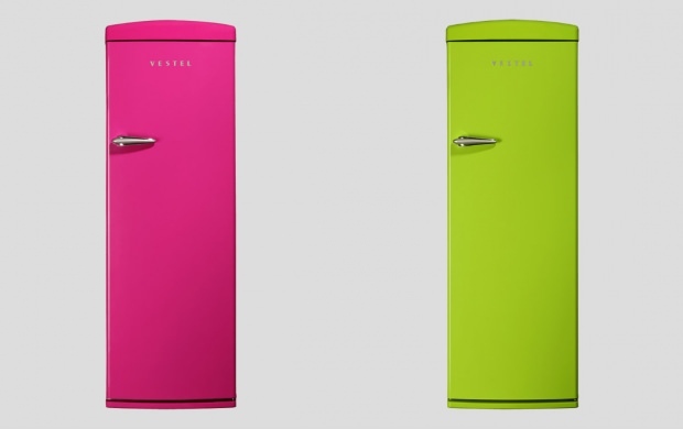 krāsaini ledusskapju modeļi