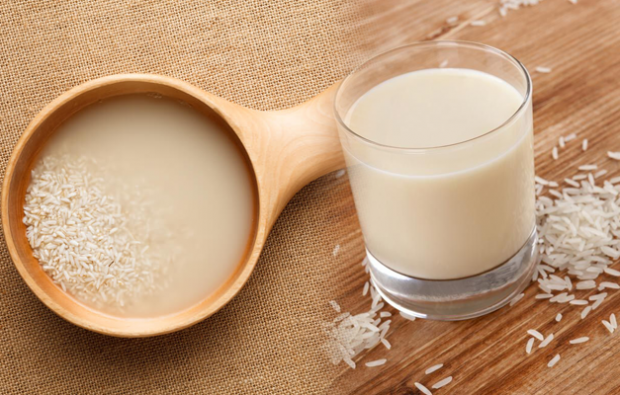 Kā tiek gatavots rīsu piens? Novājēšana ar rīsu pienu