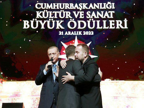 Prezidents Erdogans samierināja brāļus Akkor