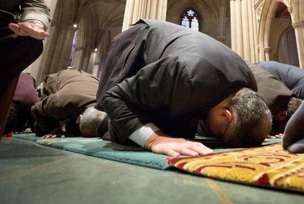 Kā veikt lūgšanu, kad lūgšana nāk novēloti kopā ar draudzi?