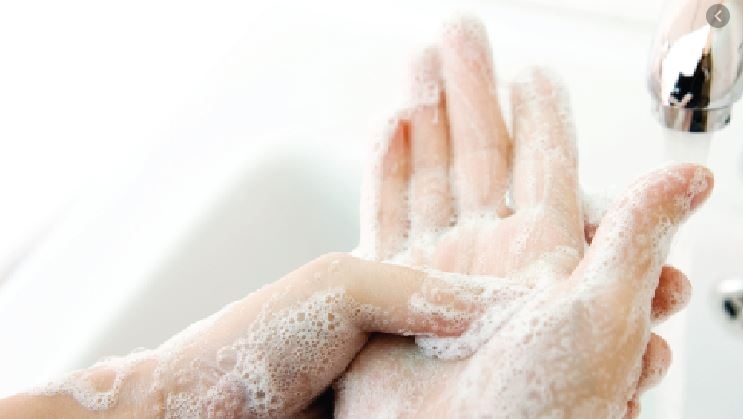 Mazgāt ar rokām