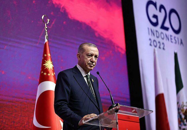 Prezidents Redžeps Tajips Erdogans sniedza paziņojumus par Ahmetu Kaju 