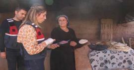 Sieviešu apakšvirsnieces gan cepa maizi, gan stāstīja par KADES Şırnakā!