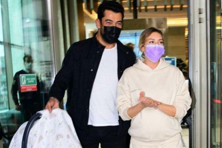 Attēli, kuros Kenans Imirzalıoğlu un viņa sieva Sinema Kobala pamet slimnīcu