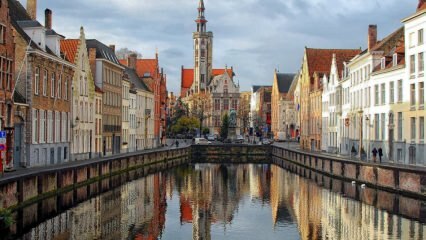 Pilsēta, kas smaržo pēc šokolādes ielās: Brugge