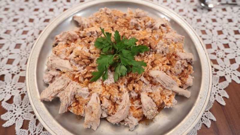 Kā pagatavot visvieglāko čerkesu vistu? Oriģinālā čerkesu vistas recepte