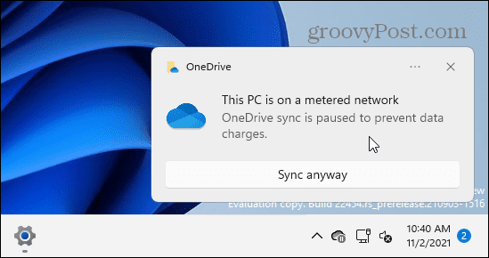 OneDrive mērītā savienojuma ierobežojuma ziņa